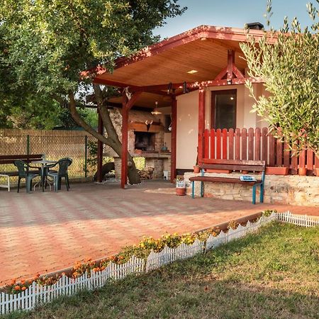 Funny House Βίλα Πούλα Εξωτερικό φωτογραφία
